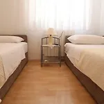 Casa Lägenhet Podstrana